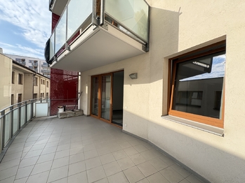 Prodej bytu 2+kk v osobním vlastnictví 74 m², Praha 9 - Libeň