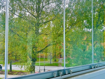 výhled z balkónu - Prodej bytu 2+1 v osobním vlastnictví 55 m², Karviná