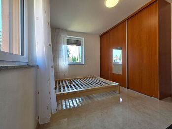 Pronájem bytu 3+kk v osobním vlastnictví 73 m², Praha 6 - Břevnov