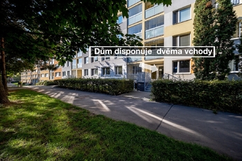 Prodej bytu 2+kk v osobním vlastnictví 49 m², Praha 10 - Petrovice