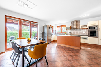 Prodej domu 179 m², Skorkov
