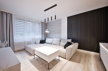Obývací pokoj - Prodej bytu 3+1 v osobním vlastnictví 66 m², Aš