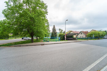 Přímý autobus na metro Háje - Prodej bytu 3+kk v osobním vlastnictví 87 m², Jevany