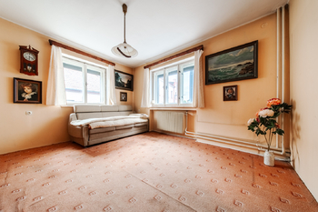 Prodej domu 284 m², Chrast