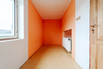 Prodej domu 284 m², Chrast