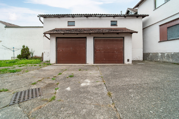 Prodej domu 284 m², Chrast