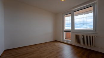 Pronájem bytu 2+1 se zasklenou lodžií, 60 m2, ulice Dědická, Brno-Slatina - Pronájem bytu 2+1 v osobním vlastnictví 60 m², Brno