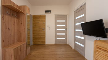 Pronájem bytu 2+1 se zasklenou lodžií, 60 m2, ulice Dědická, Brno-Slatina - Pronájem bytu 2+1 v osobním vlastnictví 60 m², Brno