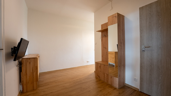 Pronájem bytu 2+1 se zasklenou lodžií, 60 m2, ulice Dědická, Brno-Slatina - Pronájem bytu 2+1 v osobním vlastnictví 60 m², Brno