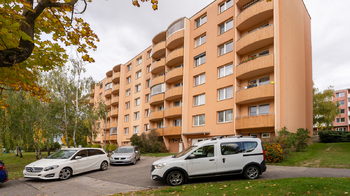 Pronájem bytu 2+1 se zasklenou lodžií, 60 m2, ulice Dědická, Brno-Slatina - Pronájem bytu 2+1 v osobním vlastnictví 60 m², Brno