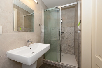 Pronájem bytu 1+kk v osobním vlastnictví 38 m², Praha 5 - Smíchov