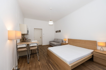 Pronájem bytu 1+kk v osobním vlastnictví 38 m², Praha 5 - Smíchov