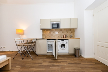 Pronájem bytu 1+kk v osobním vlastnictví 38 m², Praha 5 - Smíchov