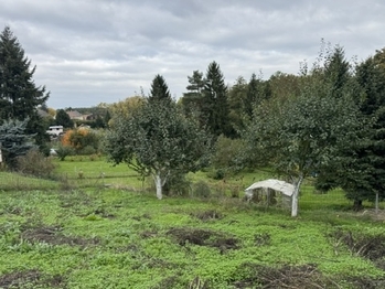 Prodej pozemku 782 m², Praha 10 - Královice
