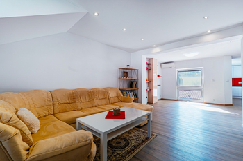 Prodej domu 351 m², Uherské Hradiště