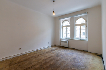 Prodej bytu 1+kk v osobním vlastnictví 29 m², Praha 4 - Nusle