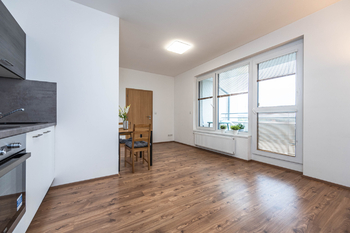 Pronájem bytu 2+kk v osobním vlastnictví 60 m², Praha 9 - Čakovice