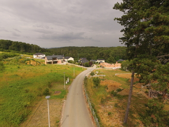 Prodej pozemku 1666 m², Vysoký Újezd