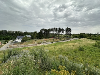 Prodej pozemku 1666 m², Vysoký Újezd