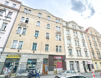 pohled na dům - Prodej bytu 2+kk v osobním vlastnictví 46 m², Praha 3 - Žižkov