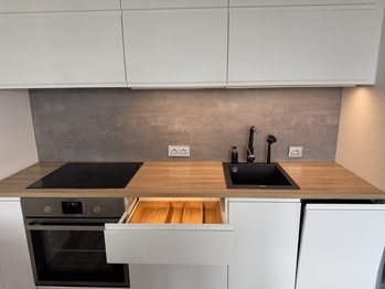 Pronájem bytu 2+kk v osobním vlastnictví 52 m², Praha 10 - Uhříněves