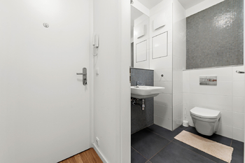Prodej bytu 1+kk v osobním vlastnictví 27 m², Praha 9 - Libeň