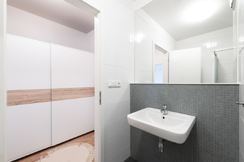 Prodej bytu 1+kk v osobním vlastnictví 27 m², Praha 9 - Libeň