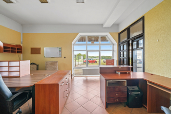 Prodej skladovacích prostor 1220 m², Skorošice