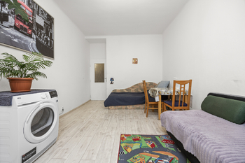Prodej bytu 2+1 v osobním vlastnictví 60 m², Praha 5 - Košíře