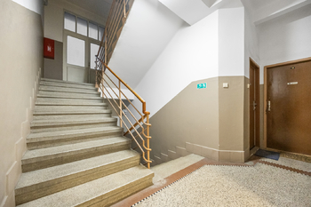 Prodej bytu 2+1 v osobním vlastnictví 60 m², Praha 5 - Košíře