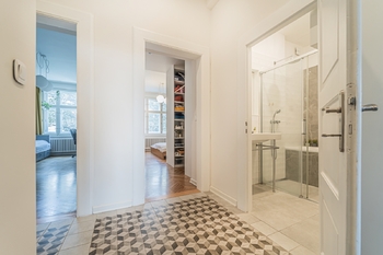 Prodej bytu 3+kk v osobním vlastnictví 93 m², Praha 5 - Smíchov