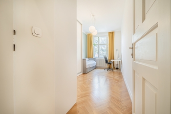Prodej bytu 3+kk v osobním vlastnictví 93 m², Praha 5 - Smíchov