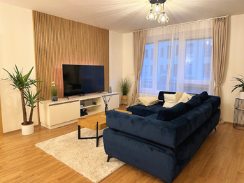Pronájem bytu 3+kk v osobním vlastnictví 78 m², Praha 9 - Čakovice