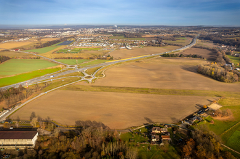 Prodej pozemku 37224 m², Roudné