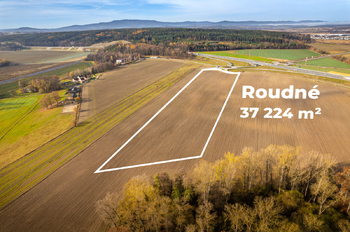 Prodej pozemku 37224 m², Roudné
