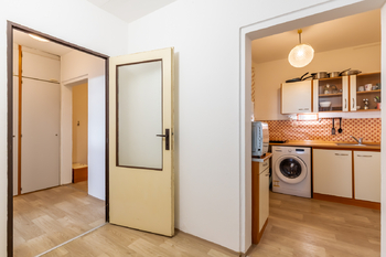 kuchyňský kout - Prodej bytu 2+kk v osobním vlastnictví 47 m², Praha 6 - Ruzyně