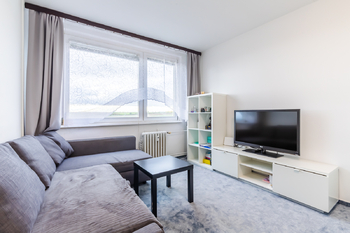 obývací pokoj - Prodej bytu 2+kk v osobním vlastnictví 47 m², Praha 6 - Ruzyně
