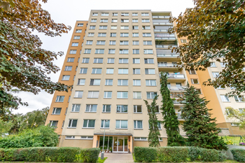 panelový dům - Prodej bytu 2+kk v osobním vlastnictví 47 m², Praha 6 - Ruzyně
