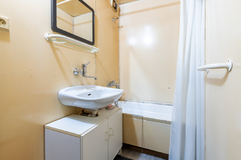 původní umarkatové jádro - Prodej bytu 2+kk v osobním vlastnictví 47 m², Praha 6 - Ruzyně
