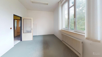 Pronájem skladovacích prostor 390 m², Pardubice