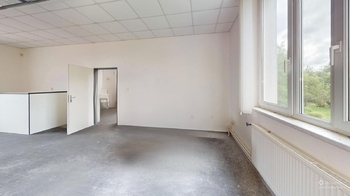 Pronájem skladovacích prostor 390 m², Pardubice