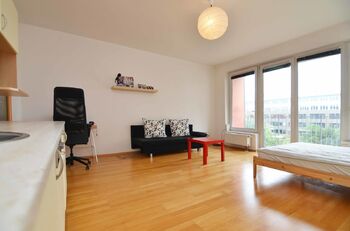 Pronájem bytu 1+kk v osobním vlastnictví 41 m², Praha 10 - Strašnice