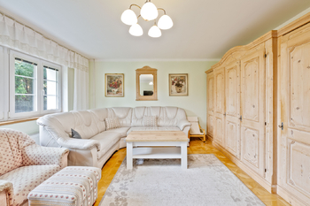 Prodej domu 256 m², Suchdol