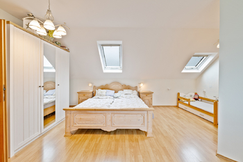 Prodej domu 256 m², Suchdol