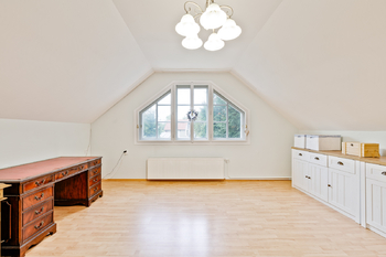 Prodej domu 256 m², Suchdol
