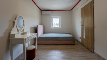 1.patro - pokoj 4 - Prodej domu 145 m², Dětkovice
