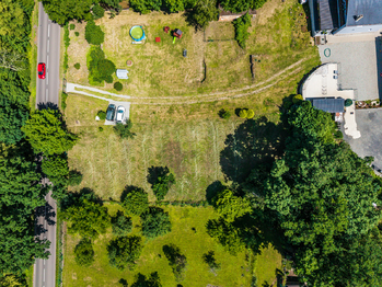Prodej pozemku 1306 m², Trmice