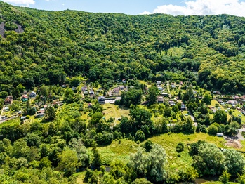 Prodej pozemku 1306 m², Trmice