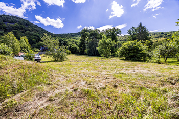 Prodej pozemku 1306 m², Trmice