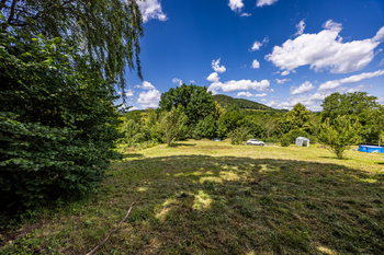 Prodej pozemku 1306 m², Trmice